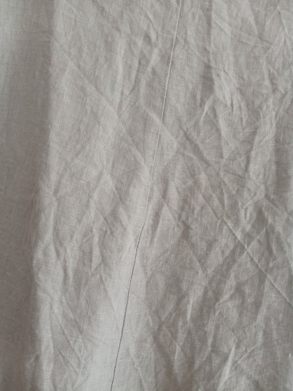 Sleeveless Ruffle-Hem Maxi Dress in Light Gray...Beauriful LINEN - Picture 4 of 5